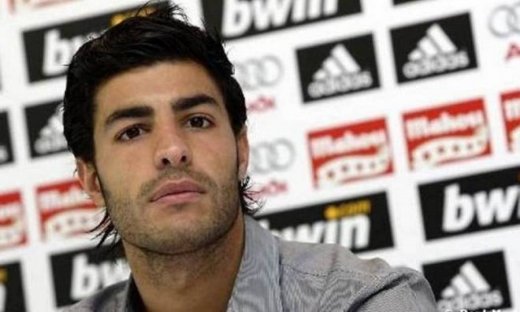 Ολυμπιακός: Έφτασε Αθήνα ο Τόρες