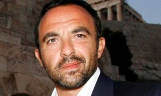 Ο Σκορπιός με την ματιά του Νίκου Αλιάγα