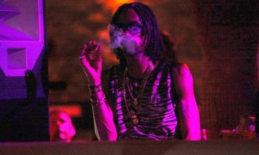 Τι καπνό φουμάρει ο Snoop Dogg;