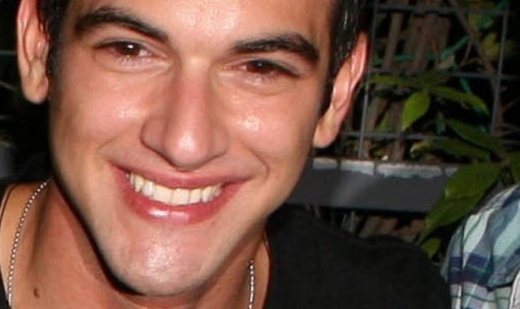 Μάνος Ιωάννου: «Οι πιο εμφανίσιμοι ηθοποιοί πρέπει να δουλέψουν διπλά για να αποδείξουν το ταλέντο και την αξία τους»