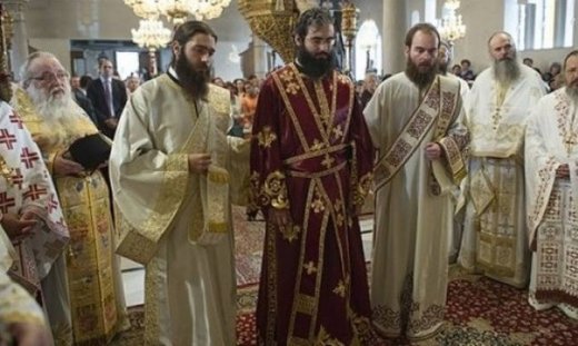 Ο επιζών της τραγωδίας των Τεμπών έγινε Διάκονος και μιλά για την ζωή του