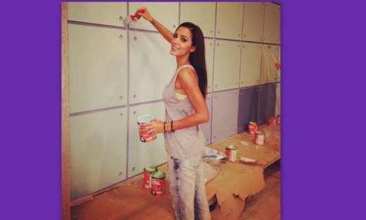 Η Ελισάβετ Σπανού βάφει το πλατό του «Πρωινό mou»