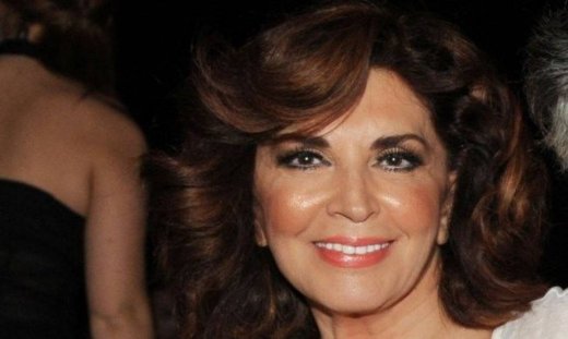 Μιμή Ντενίση: «Πολλές φορές με έβλεπαν ως μηχανή του χρήματος»