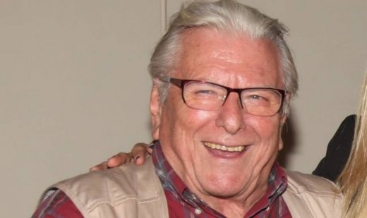 Κώστας Βουτσάς: «Με έχει ξανανιώσει αυτή η κοπέλα. Έχει πάρει 30 χρόνια από πάνω μου»