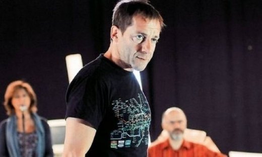 Δημήτρης Λιγνάδης: Τι λέει για το θέατρο και την συμμετοχή του Ρουβά στις «Βάκχες»