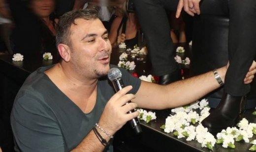 Αντώνης Ρέμος: «Η Υβόννη έχει μια φρεσκάδα και μια αλήθεια που μαγεύει»