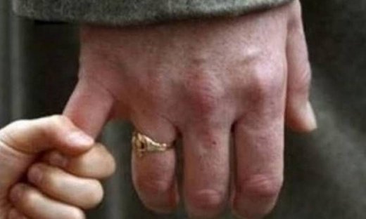 Απελευθέρωσαν παιδεραστή γιατί τον ερωτεύτηκε το θύμα