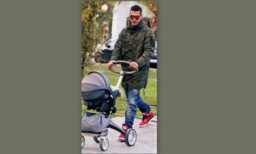 Αναδιώτης-Σταματοπούλου: Βόλτα με το αγγελούδι τους