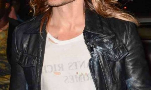 Ποιος διάσημος σταρ «ψάρευε» μοντέλα και έφαγε τα μούτρα του άσχημα;