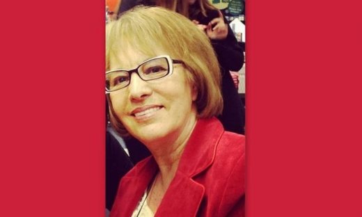 Είναι η μαμά τού... (φωτό)