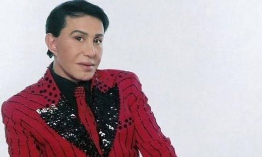 Πόσο χρονών πιστεύετε ότι είναι ο Γιάννης Φλωρινιώτης;