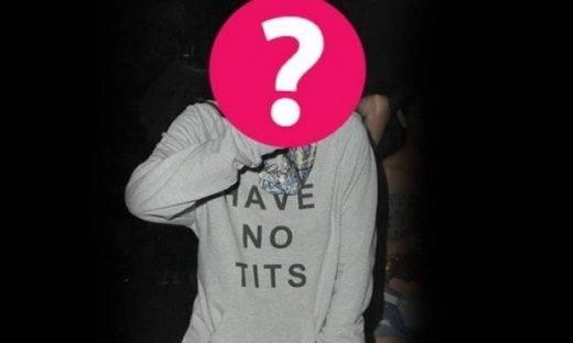 «Ηave No Tits»! Ποια star δεν έχει στήθος και το... χαίρεται;