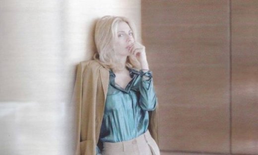 Καρύδη: «Δεν θέλω να γίνω σαν τις γυναίκες που γελοιοποιούνται από το άγχος της ηλικίας»