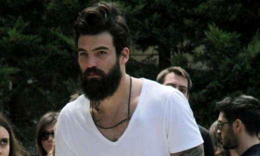 Δημήτρης Αλεξάνδρου: Έχει 25 τατουάζ και δηλώνει: «Αν γινόταν θα γέμιζα το πρόσωπό μου»