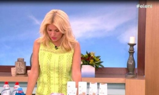 Η συγκίνηση της Μενεγάκη και η έκπληξη των παιδιών της