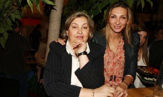 Αυτή είναι η μητέρα της Φανής Χαλκιά!