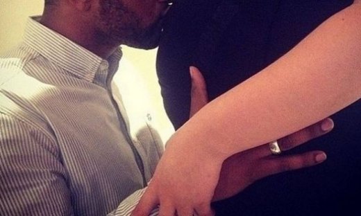 «Ανυπομονώ να γίνω μπαμπάς»! Πασίγνωστος τραγουδιστής θα αποκτήσει το πρώτο του παιδί (εικόνες)