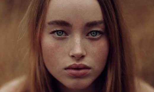 Ουπς: 7 καθημερινές συνήθειες που σου χαρίζουν απλόχερα... ρυτίδες