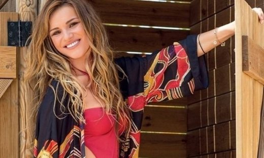 Ελένη Τσολάκη: «Δεν πιστεύω στο “για πάντα”, γιατί όλα κάποια στιγμή τελειώνουν»