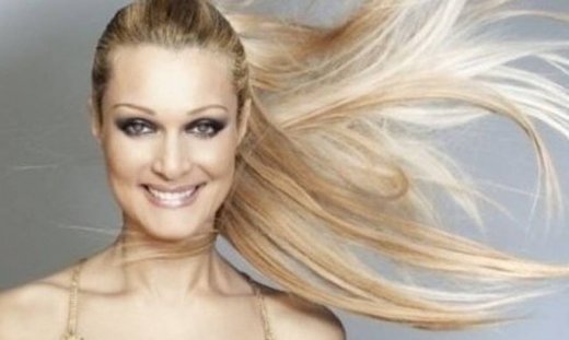 Νατάσα Θεοδωρίδου: «Με ενοχλεί πάρα πολύ να με φωτογραφήσουν στην παραλία»