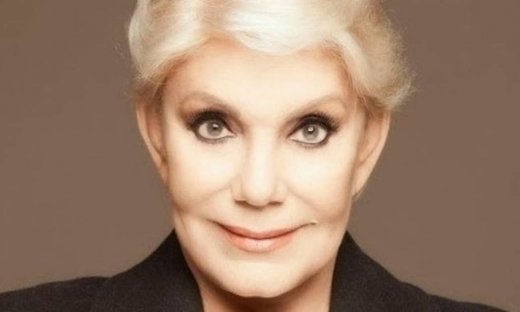 Μαρινέλλα: «Ακόμα και ο θάνατος κρύβει ομορφιά»