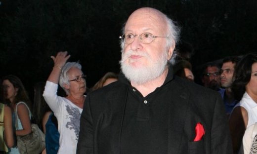 Διονύσης Σαββόπουλος: «Το τραγούδι είναι για εμένα ψυχοθεραπεία»