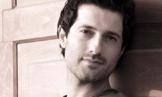 Όθωνας Μεταξάς: Θέλει να γίνει μπαμπάς;