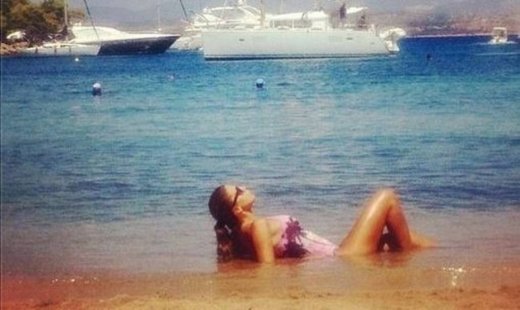 Το κορμί απολαμβάνει τη θάλασσα και τον ήλιο!