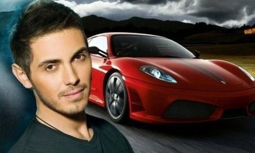 Μιχάλης Χατζηγιαννης: Η Φεράρι, η φόλα συναυλία και το χαστούκι στη Σύρο (Nassos blog)