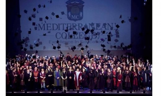 Mediterranean College: Αναγνωρισμένα πτυχία και επαγγελματική ισοδυναμία με αποδείξεις