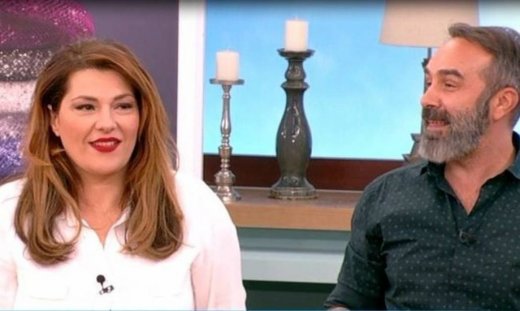 Αποκάλυψη Ζαρίφη: «Συνεχώς ο αγαπημένος μου με φιλά άγρια στα μποστάνια, στα μπάνια»!