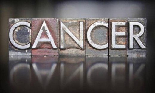 Τι τρέφει και τι σκοτώνει τον καρκίνο σύμφωνα με τους επιστήμονες