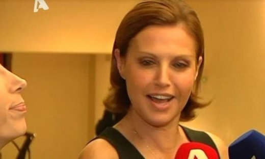 Κι όμως συνέβη και αυτό  την ώρα της συνέντευξης της Αλεξάνδρας Παλαιολόγου