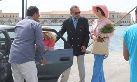 Δικαίωση:  Οι μπράβοι του Ανδρέου εντοπίζουν τη Χριστίνα κι ετοιμάζονται να την απαγάγουν