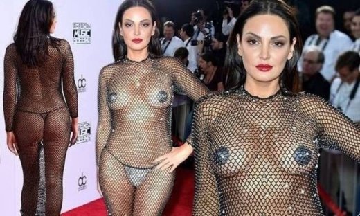 Μιμήθηκε την Rihanna και προκάλεσε... εγκεφαλικά