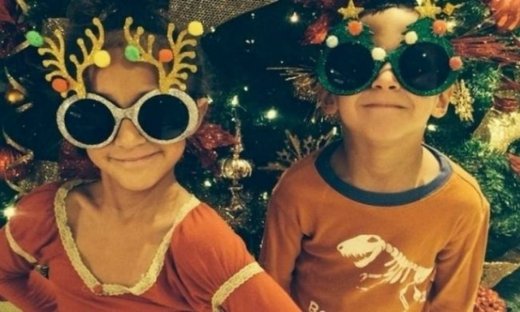 Έντυσε τα παιδιά της ξωτικά και τα πόσταρε στο Instagram