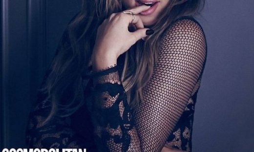 Ποια δηλώνει: «Δεν επιθυμώ την σεξουαλική επαφή. Θέλω απλά αγκαλιές»