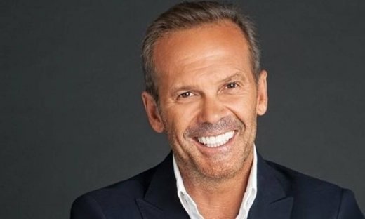 Πέτρος Κωστόπουλος: Δείτε με ποιους άλλαξε χρονιά