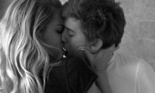 Οι 4 κινήσεις του σεξ που ο καλός σου λατρεύει να του κάνεις