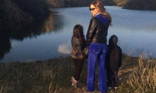 Ιωάννα Λίλη: Απογευματινή βόλτα με τα παιδιά της (φωτό)