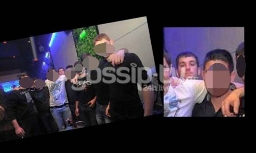 Ντοκουμέντο: Μια εικόνα χίλιες λέξεις. Δείτε τον Βαγγέλη Γιακουμάκη με το «παρεάκι του» (Nassos Blog)