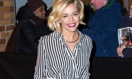 Ο πιο cool τρόπος για να φορέσετε το κλασικό σας πουκάμισο!