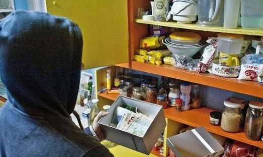 Bild: Πού κρύβουν τα χρήματα τους οι Έλληνες