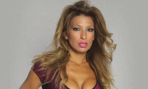 Η Ελένη Χατζίδου συστήνει τον αδερφό της