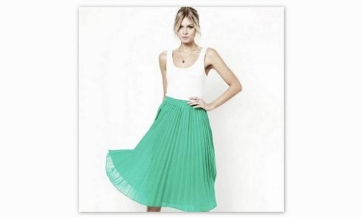 Πόζαρε στο φακό με… επαγγελματισμό μοντέλου παίρνοντας τις 5 καταλληλότερες στάσεις!