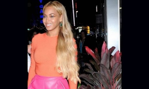 Ουπς: Παρατηρήστε καλά και βρείτε τι το παράξενο έχουν οι φωτογραφίες της Beyoncé!