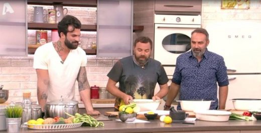 Ελένη: Δε θα πιστεύετε τι φορούσαν οι συνεργάτες της από κάτω!