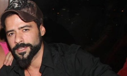 «Ξημερώνει στο νησί» από τον Γιώργο Χρήστου