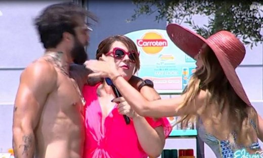 Η Αντωνία χαστούκισε τον Αλεξάνδρου στον «αέρα» της εκπομπής