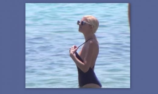 Ο «καύσωνας» Τζούλια Αλεξανδράτου επέστρεψε στη Μύκονο